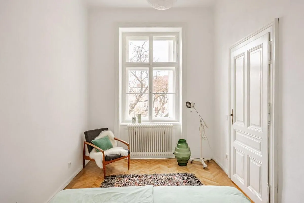 Beautiful Vintage Apartment Near Schoenbrunn Wien Österreich