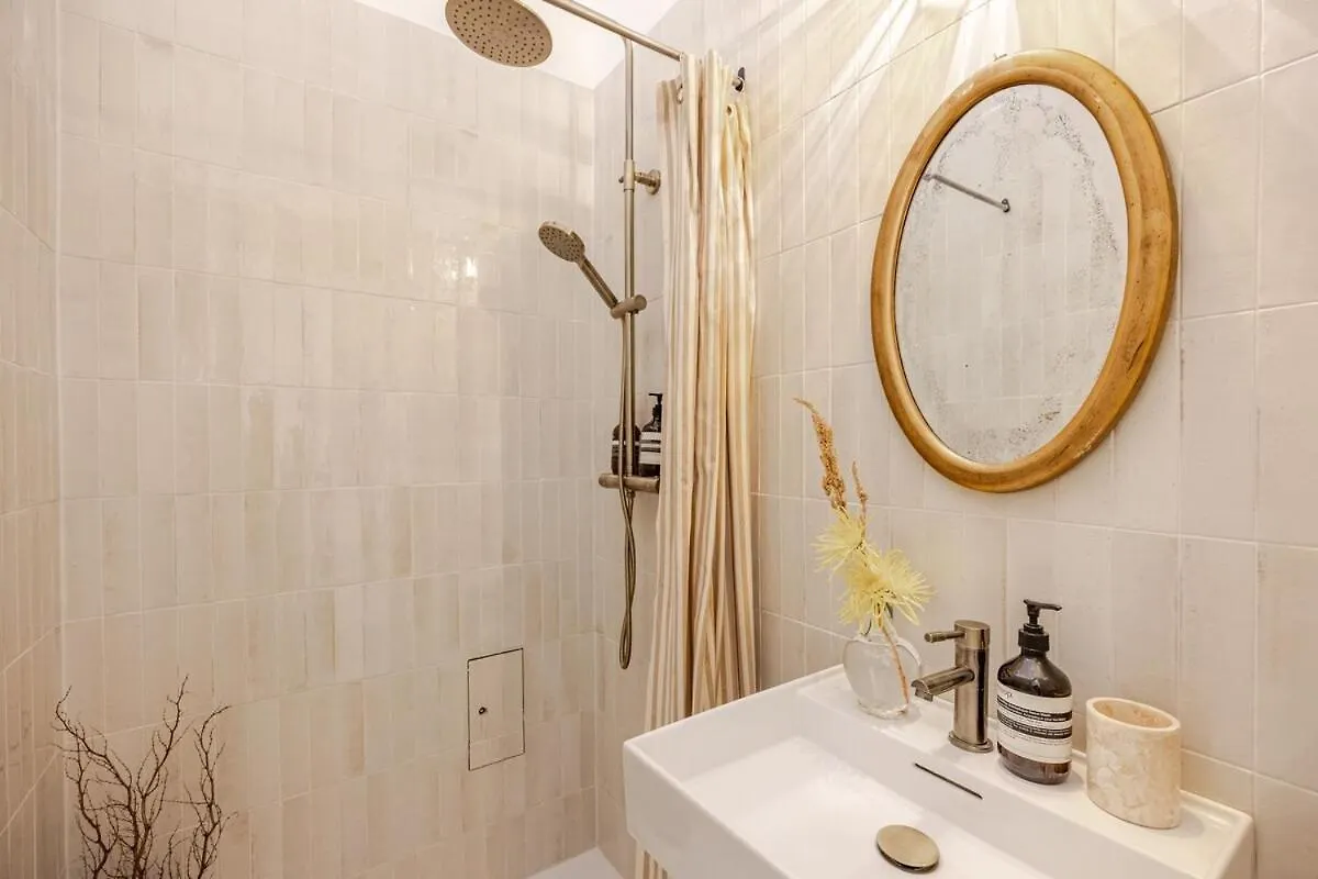 Beautiful Vintage Apartment Near Schoenbrunn Wien Österreich