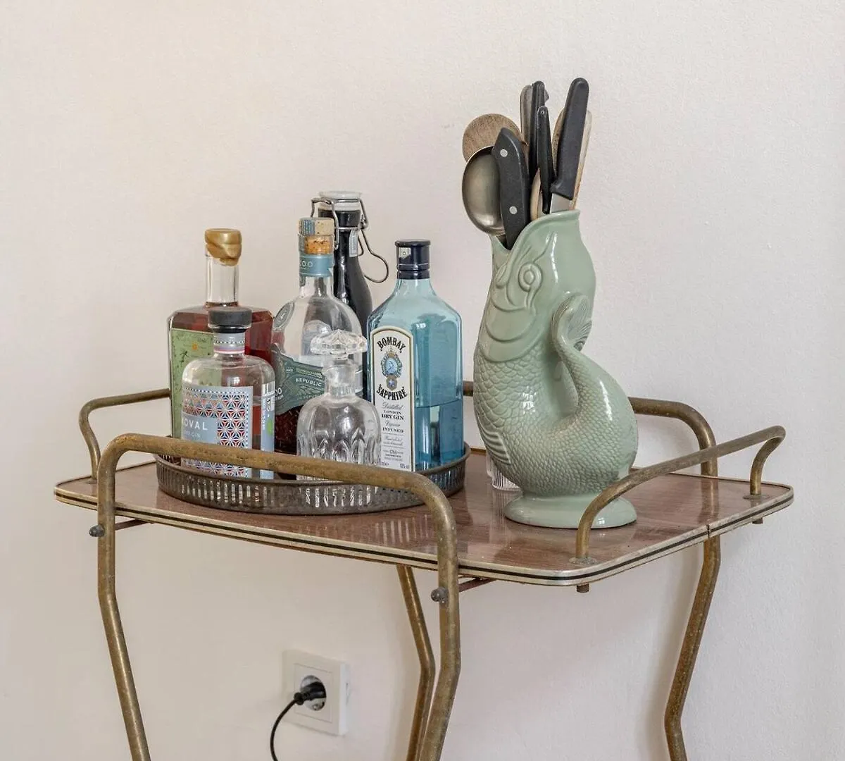 Beautiful Vintage Apartment Near Schoenbrunn Wien